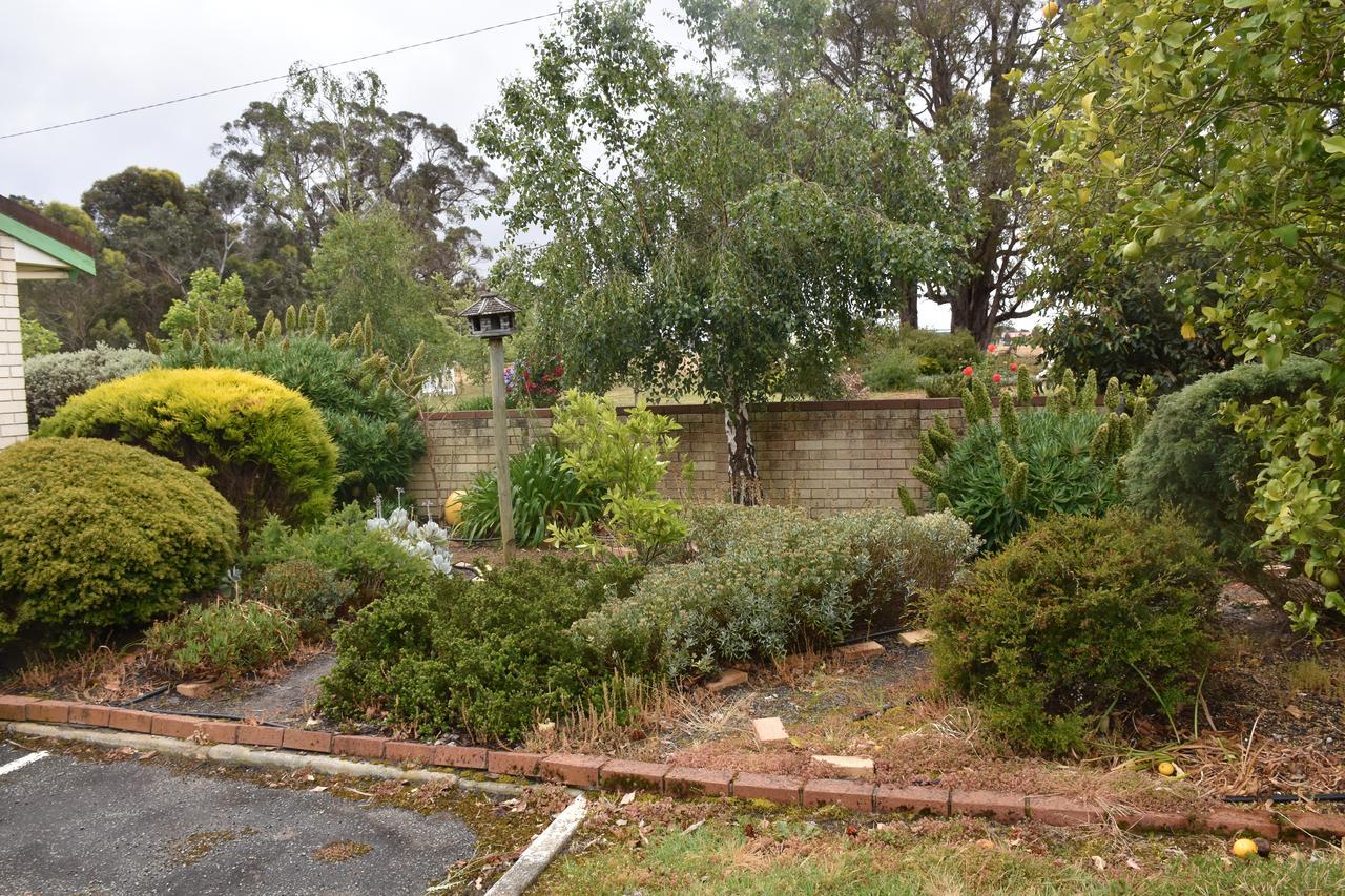 Mount Barker Valley Views Motel & Chalets, Western Australia Esterno foto